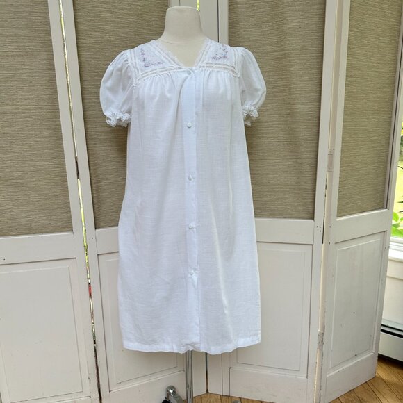 Vintage 70s Deena Nightgown White Cotton Flower Embroidery Lace Cap Sleeves - Picture 3 of 10